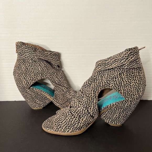 Blowfish Open Toe Booties - Picture 3 of 8
